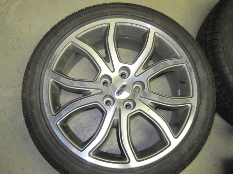 Ford Fusion Sport 18" wheels/tires